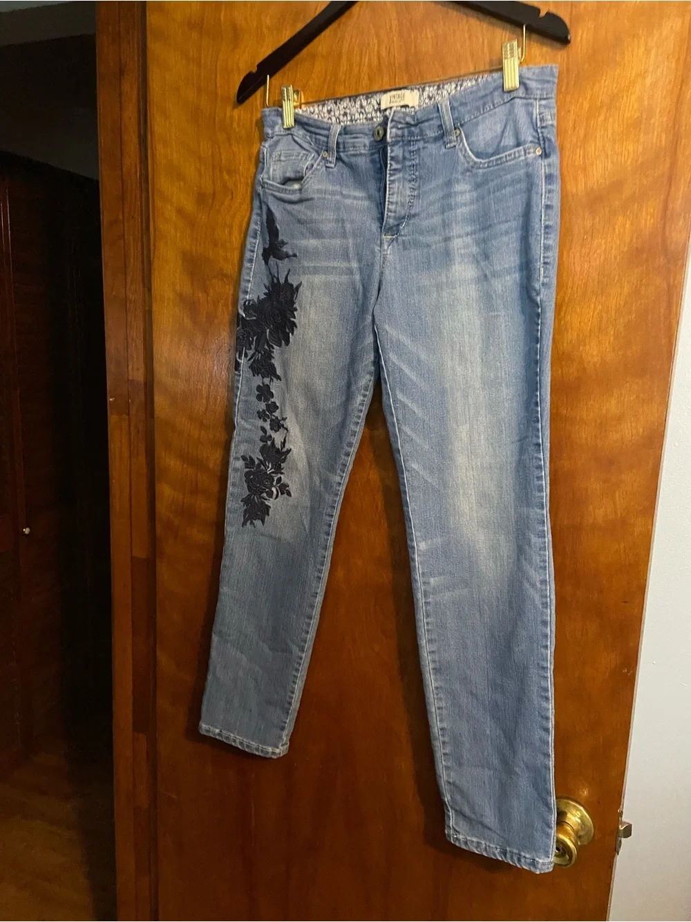 Vintage America Light Blue Skinny Jeans with Navy Floral Embroidery - Picture 1 of 3